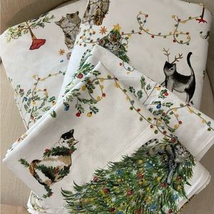 EUC Pottery Barn Festive Cats Sheet Set - Queen